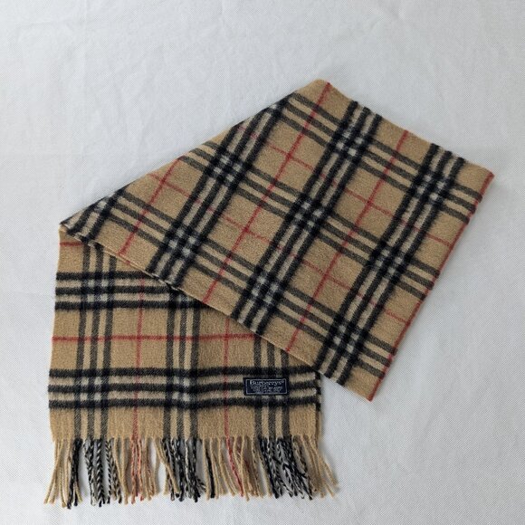 Burberry Classic Unisex Scarf Beige – Used – Soft Cashmere – Designer Fashion - Picture 1 of 7